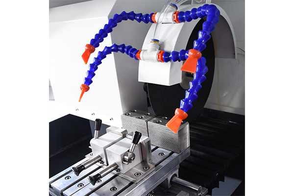 Metallographic Cutting Machine